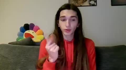 Snapshot of cluv777 chatting on May 2, 12:37 am cluv777 online show from May 2, 12:37 am
