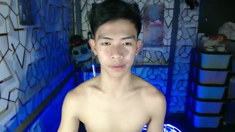 clyde_twinkx online show from January 9, 7:00 am