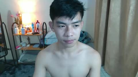 clyde_twinkx online show from March 17, 10:29 am