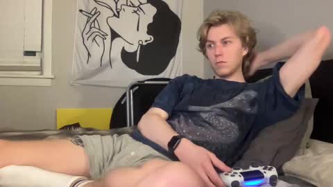 Clyde Austin online show from December 20, 1:03 am