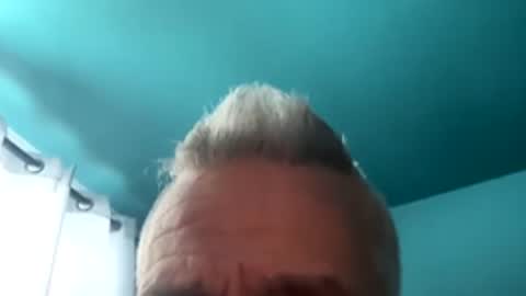 Snapshot of clydeninethousand chatting on December 1, 2:11 pm clydeninethousand online show from December 1, 2:11 pm