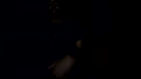 Snapshot of cm653925 chatting on March 26, 9:37 am cm653925 online show from March 26, 9:37 am
