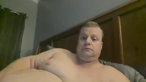 Snapshot of cmachen chatting on February 19, 3:28 am cmachen online show from February 19, 3:28 am
