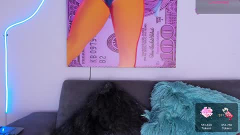 Snapshot of cmila0713 chatting on June 4, 1:33 am cmila0713 online show from June 4, 1:33 am