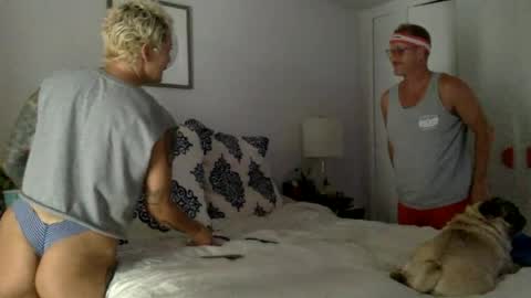 Snapshot of cnthdeluna39 chatting on July 16, 1:00 am Frank and Ginger online show from July 16, 1:00 am