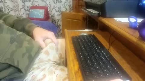 Snapshot of coach_d chatting on October 31, 11:55 am coach_d online show from October 31, 11:55 am