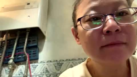 Snapshot of cocacola1668 chatting on November 9, 9:24 pm Cocacola1668 online show from November 9, 9:24 pm