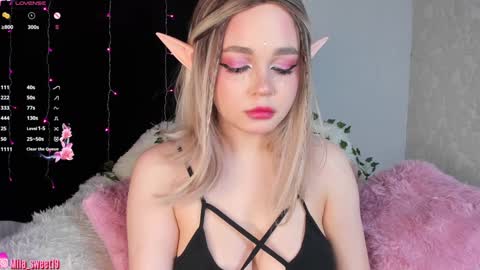 Snapshot of cocaxemen chatting on December 22, 9:53 pm Mila online show from December 22, 9:53 pm