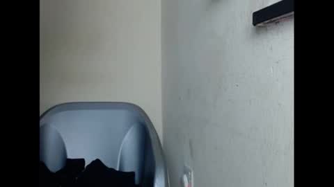 Snapshot of cockfanx chatting on January 23, 6:56 pm cockfanx online show from January 23, 6:56 pm