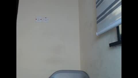 Snapshot of cockfanx chatting on January 25, 7:49 am cockfanx online show from January 25, 7:49 am