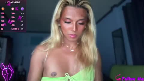 Snapshot of cockprincess_dianna chatting on December 20, 2:27 pm PrincessDianna IslandGirl CUMSHOW in PVT and PASSWORDSHOW online show from December 20, 2:27 pm
