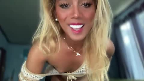Snapshot of cockprincess_dianna chatting on December 31, 5:55 am PrincessDianna IslandGirl CUMSHOW in PVT and PASSWORDSHOW online show from December 31, 5:55 am