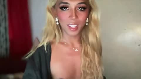 Snapshot of cockprincess_dianna chatting on January 26, 5:02 am PrincessDianna IslandGirl CUMSHOW in PVT and PASSWORDSHOW online show from January 26, 5:02 am