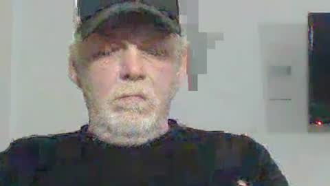 cockreadynow4u online show from December 3, 7:11 pm