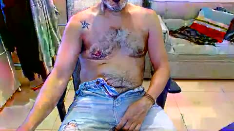 Snapshot of cockydude31 chatting on July 28, 11:05 am cockydude31 online show from July 28, 11:05 am