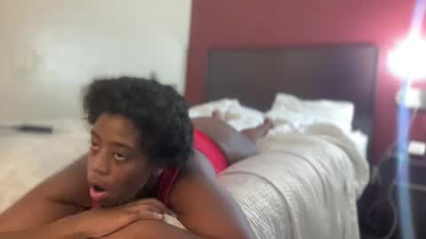 Snapshot of coco_dabaddest25 chatting on October 5, 5:17 am coco_dabaddest25 online show from October 5, 5:17 am