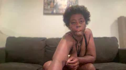 Snapshot of coco_dabaddest25 chatting on October 19, 8:04 am coco_dabaddest25 online show from October 19, 8:04 am