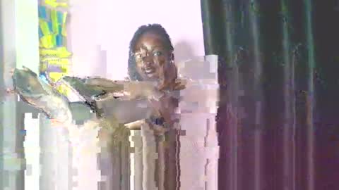 Snapshot of cocoalush_20 chatting on April 22, 3:09 am CocoaLush 20 online show from April 22, 3:09 am
