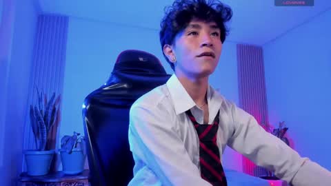 COCO online show from April 4, 11:29 am