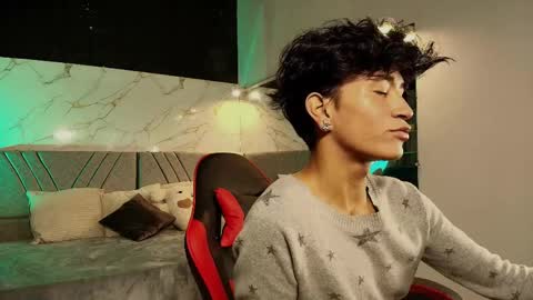 COCO online show from April 10, 11:37 am