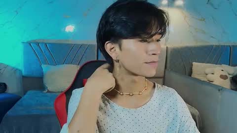 COCO online show from April 11, 11:25 am