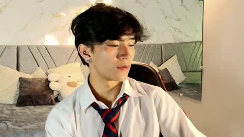 COCO online show from April 13, 11:16 am