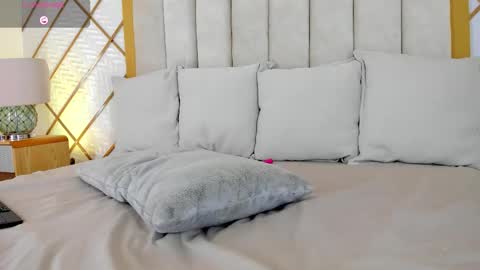    online show from January 9, 11:35 am