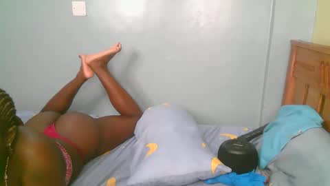 Snapshot of cocolatti1 chatting on December 14, 1:16 pm coco online show from December 14, 1:16 pm