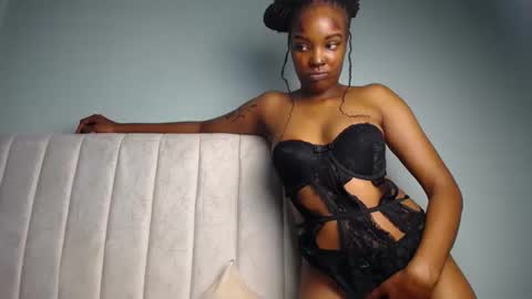 Coco online show from October 10, 2:38 pm