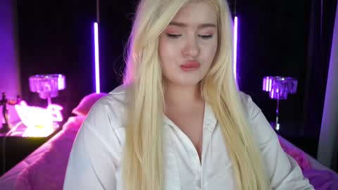 onlyfans amyleyy online show from December 17, 10:44 am