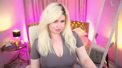 onlyfans amyleyy online show from May 26, 6:09 am