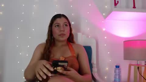 Snapshot of cofee_dreams chatting on January 14, 2:53 pm Coffee Dreams online show from January 14, 2:53 pm
