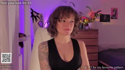 Snapshot of cogitademe chatting on December 20, 10:11 pm Olivia online show from December 20, 10:11 pm