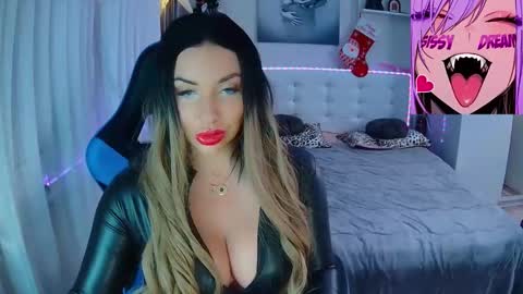 Ur goddess Nikki online show from January 9, 10:40 am