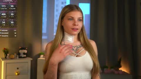 Jenny online show from March 25, 2:12 pm