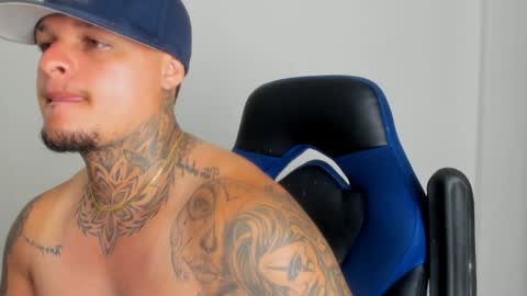 Snapshot of colin_prince2 chatting on January 8, 5:27 am COLIN online show from January 8, 5:27 am