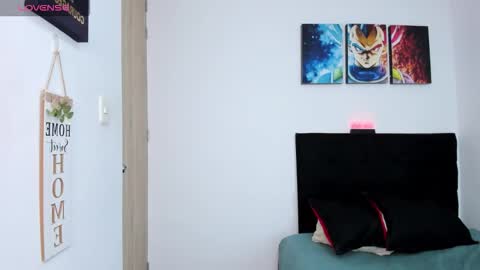 college_muscle_ass online show from March 6, 8:33 am