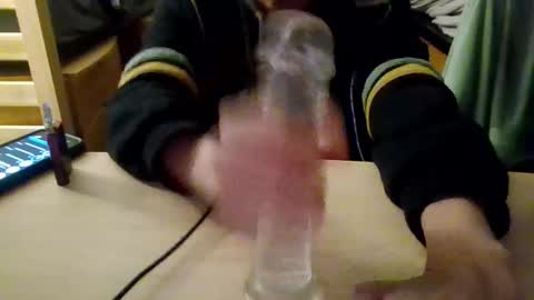 collegetwink2993 online show from November 23, 10:37 am