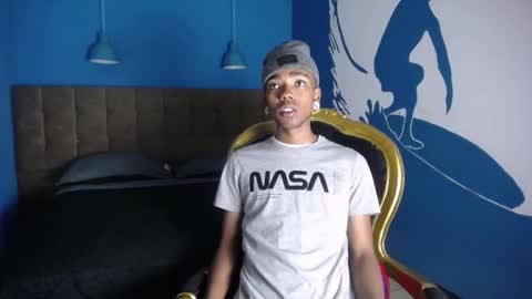 Snapshot of collemanstone chatting on November 4, 12:59 pm CollemanStone online show from November 4, 12:59 pm