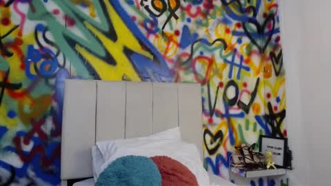 valentina online show from March 30, 11:44 am