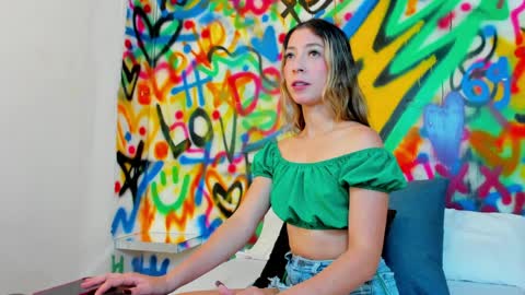 valentina online show from April 10, 2:33 pm