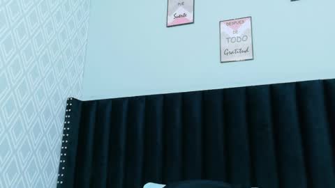  GRETCHEN  online show from April 14, 12:22 pm