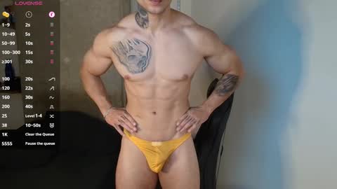 Snapshot of colombianmuscle8 chatting on October 3, 1:57 am colombianmuscle8 online show from October 3, 1:57 am