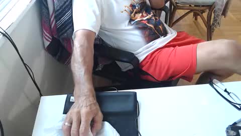 colourmybrush online show from March 17, 6:22 pm