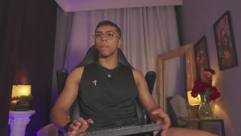 colstorw_ online show from April 13, 10:43 am