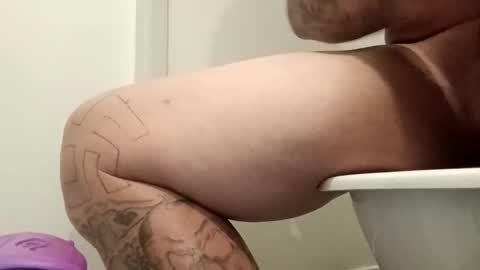 comegetme19 online show from October 18, 2:40 pm