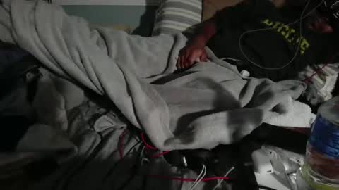 comesuckthisdick111 online show from February 28, 8:15 am