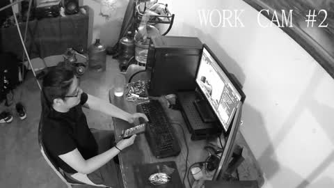 cometodani online show from April 22, 1:19 am