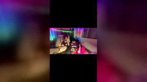 cometomamat online show from May 13, 5:05 am