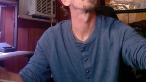 Nelson or ComicKing and sometime Peachy143 online show from March 2, 2:47 am